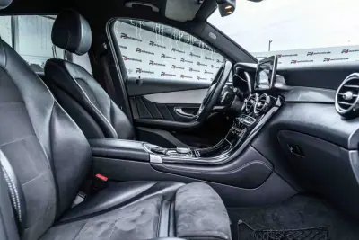 Mercedes-Benz GLC 250 2018 - 33900 EUR, 186200 km - AUTO.MOTO.pt - 186200km - foto 12 de 19