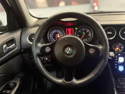 Alfa Romeo 159 2007 - 5750 EUR, 300000 km - AUTO.MOTO.pt - 300000km - foto 14 de 22