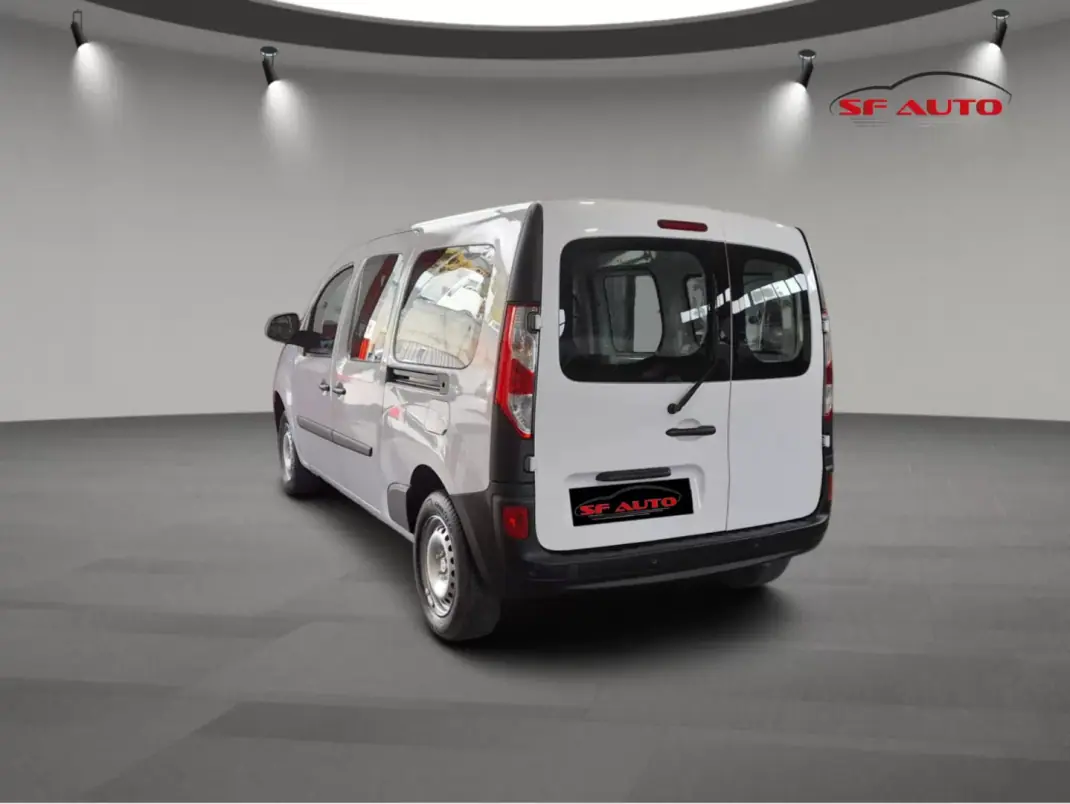 Renault Kangoo Express 1.5 BLUEHDI 2021 - 11490 EUR, 89330 km - AUTO.MOTO.pt - 89330km - foto 11 de 17