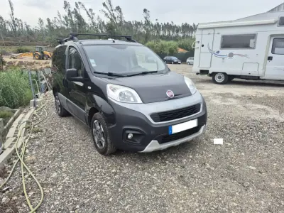 Fiat Fiorino 2018 - 9400 EUR, 179900 km - 179900km - foto 1 de 10