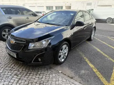 Chevrolet Cruze 2013 - 6800 EUR, 166000 km - AUTO.MOTO.pt - 166000km - foto 8 de 31