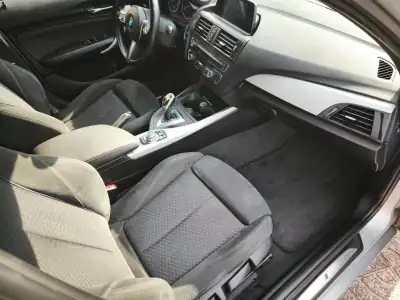 BMW 120 2014 - 18900 EUR, 180000 km - AUTO.MOTO.pt - 180000km - foto 24 de 34