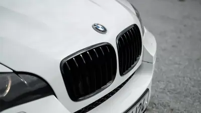 BMW X6 2009 - 22500 EUR, 268000 km - AUTO.MOTO.pt - 268000km - foto 3 de 12