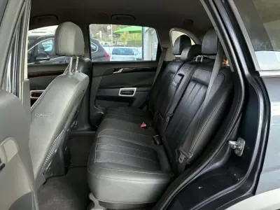 Opel Antara 2007 - 9700 EUR, 172390 km - AUTO.MOTO.pt - 172390km - foto 13 de 18