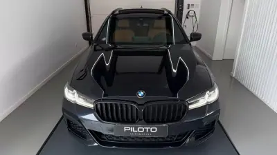 BMW 530e 2022 - 30990 EUR, 141000 km - AUTO.MOTO.pt - 141000km - foto 3 de 42