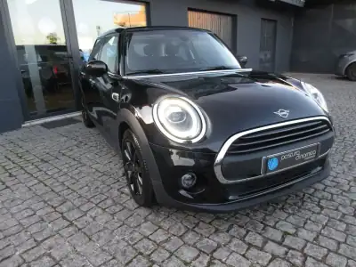 MINI Cooper 2021 - 19990 EUR, 90000 km - AUTO.MOTO.pt - 90000km - foto 20 de 52