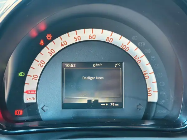 Smart ForFour 2021 - 13900 EUR, 16000 km - AUTO.MOTO.pt - 16000km - foto 16 de 22