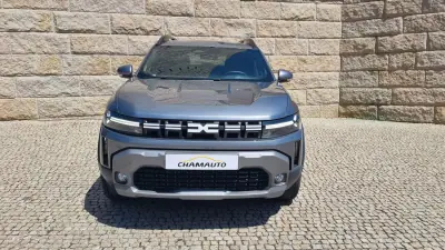 Dacia Duster 2025 - 22390 EUR, 17500 km - AUTO.MOTO.pt - 17500km - foto 4 de 18