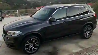 BMW X5 2015 — foto 4 de 10