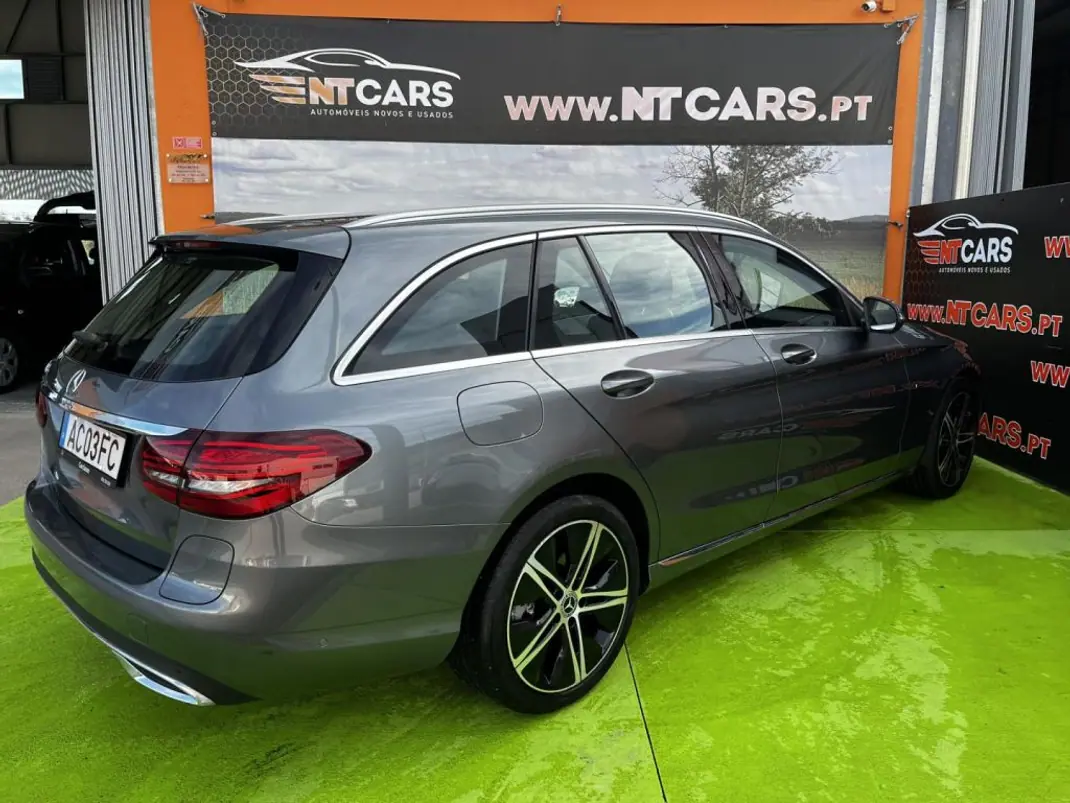 Mercedes-Benz C 300 2020 - 34900 EUR, 159000 km - AUTO.MOTO.pt - 159000km - foto 2 de 27