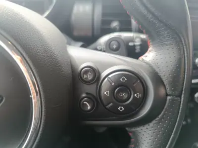 MINI Cooper S 2016 - 16000 EUR, 232000 km - AUTO.MOTO.pt - 232000km - foto 39 de 46