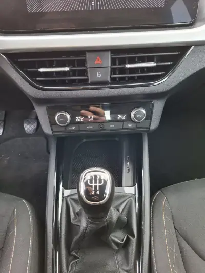 Skoda Kamiq 2021 - 15750 EUR, 88700 km - AUTO.MOTO.pt - 88700km - foto 19 de 29