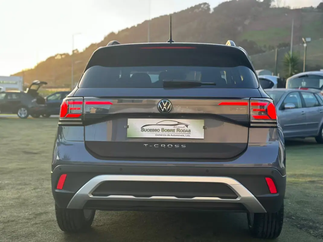 Volkswagen T-Cross 2024 - 23490 EUR, 48540 km - AUTO.MOTO.pt - 48540km - foto 10 de 17