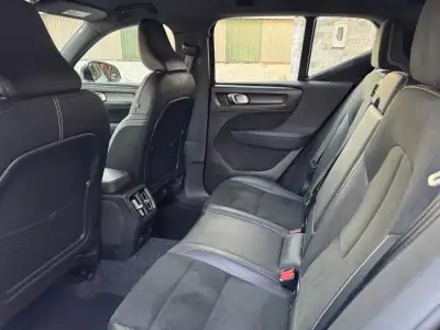 Volvo XC 40 2021 - 31500 EUR, 77000 km - AUTO.MOTO.pt - 77000km - foto 15 de 47