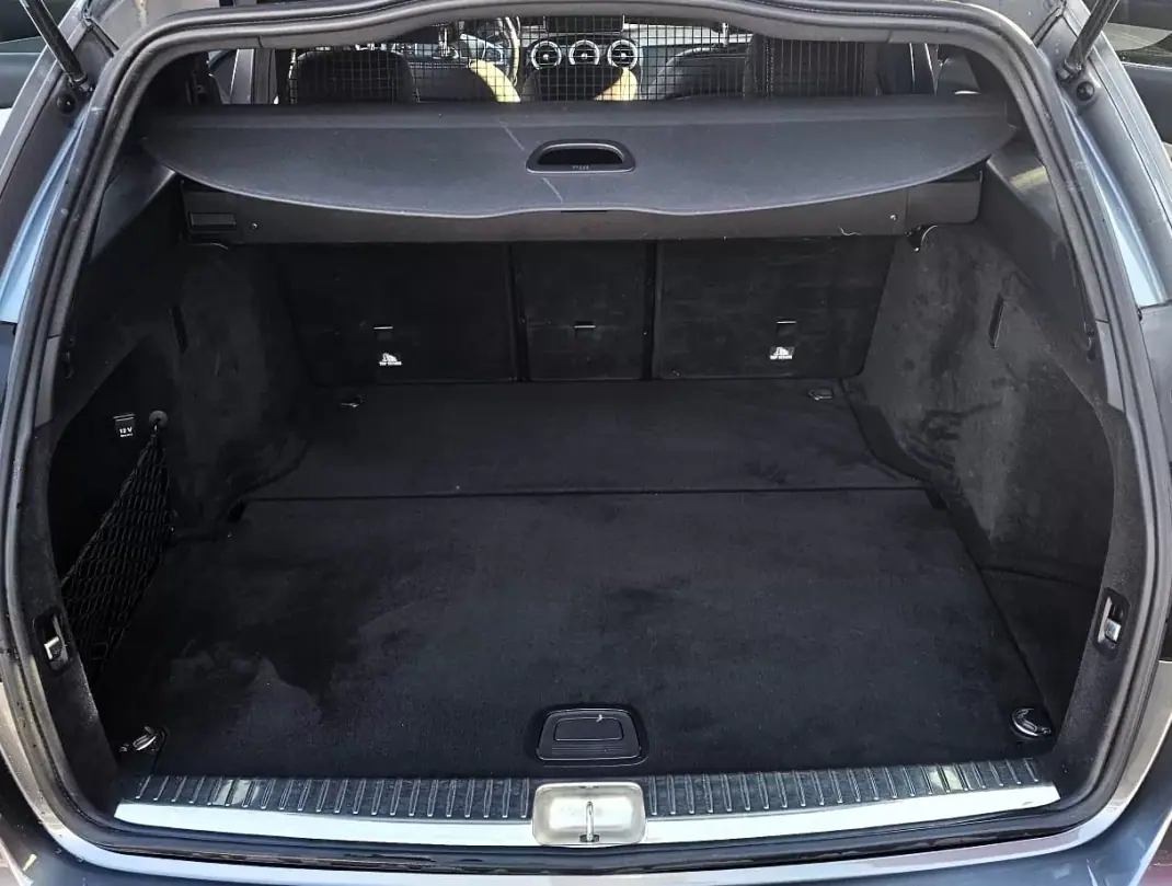 Mercedes-Benz C 220 2017 - 26500 EUR, 126000 km - AUTO.MOTO.pt - 126000km - foto 16 de 32