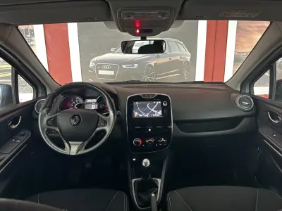 Renault Clio Sport Tourer 2016 - 10990 EUR, 88915 km - AUTO.MOTO.pt - 88915km - foto 19 de 19