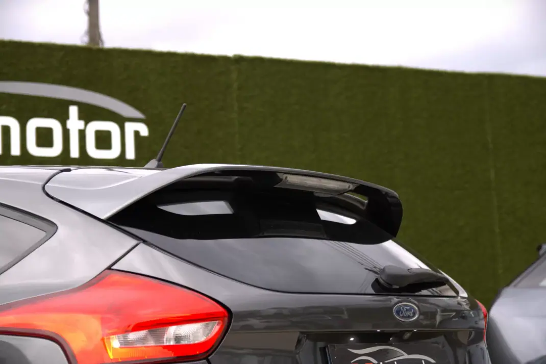 Ford Focus 2018 - 14990 EUR, 104000 km - AUTO.MOTO.pt - 104000km - foto 9 de 29