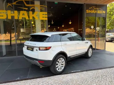 Land Rover Range Rover Evoque 2017 - 17890 EUR, 205931 km - AUTO.MOTO.pt - 205931km - foto 4 de 26