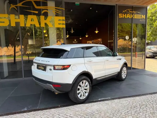 Land Rover Range Rover Evoque 2017 - 17890 EUR, 205931 km - AUTO.MOTO.pt - 205931km - foto 4 de 26