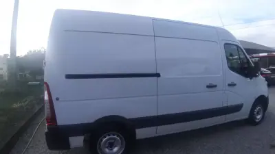 Renault MASTER 2.2DCI CAIXA ABERTA 2016 - 15580 EUR, 312283 km - AUTO.MOTO.pt - 312283km - foto 9 de 23