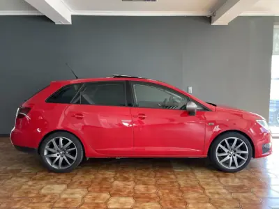 SEAT Ibiza ST 2014 - 12900 EUR, 97000 km - AUTO.MOTO.pt - 97000km - foto 5 de 27
