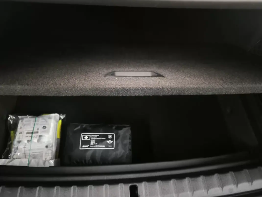 BMW 216 Gran Coupé 2021 - 25950 EUR, 88000 km - 88000km - foto 55 de 59