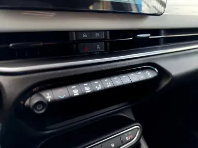 Fiat 600 2025 - 20950 EUR, 6000 km - AUTO.MOTO.pt - 6000km - foto 23 de 31