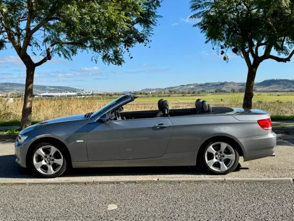 BMW 320 2008 - 15500 EUR, 119630 km - AUTO.MOTO.pt - 119630km - foto 2 de 25