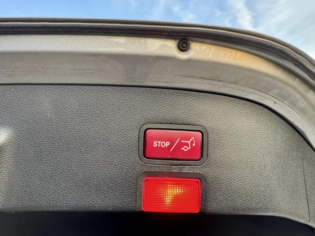 Mercedes-Benz CLA 200 2016 - 20999 EUR, 180000 km - AUTO.MOTO.pt - 180000km - foto 26 de 27