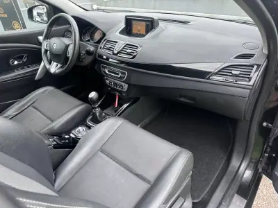 Renault Mégane 2012 - 7900 EUR, 270000 km - AUTO.MOTO.pt - 270000km - foto 36 de 36