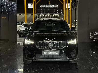 Volvo XC 40 2023 - 33490 EUR, 72063 km - AUTO.MOTO.pt - 72063km - foto 6 de 35
