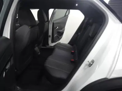 Peugeot 2008 2020 - 18750 EUR, 59000 km - AUTO.MOTO.pt - 59000km - foto 16 de 28