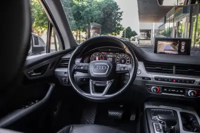 Audi Q7 2016 - 23990 EUR, 238077 km - AUTO.MOTO.pt - 238077km - foto 32 de 40