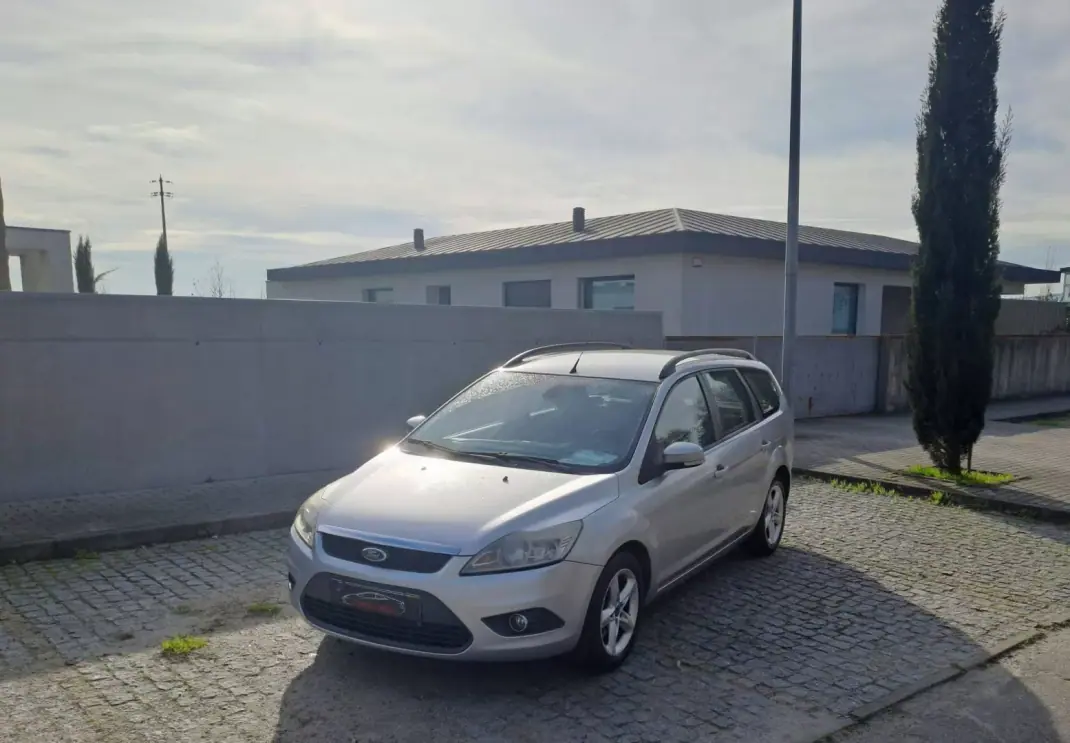 Ford Focus SW 2008 - 3990 EUR, 279000 km - AUTO.MOTO.pt - 279000km - foto 1 de 12