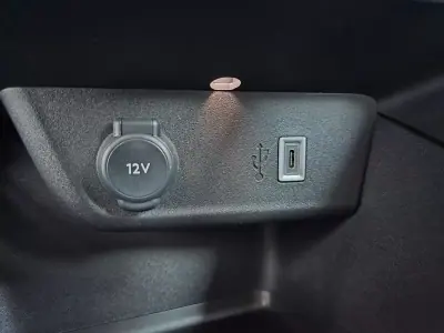 Opel Corsa 2024 - 18590 EUR, 38000 km - AUTO.MOTO.pt - 38000km - foto 22 de 34