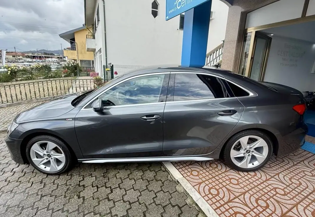 Audi A3 Limousine 2023 - 27950 EUR, 52000 km - AUTO.MOTO.pt - 52000km - foto 6 de 26