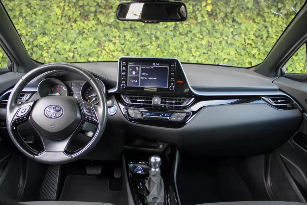 Toyota C-HR 2021 - 26900 EUR, 80500 km - 80500km - foto 16 de 18