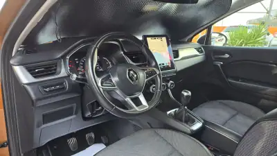 Renault Captur 2021 - 18500 EUR, 53600 km - AUTO.MOTO.pt - 53600km - foto 13 de 22