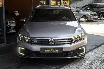 Volkswagen Passat Variant 2020 - 23990 EUR, 19072 km - 19072km - foto 7 de 43