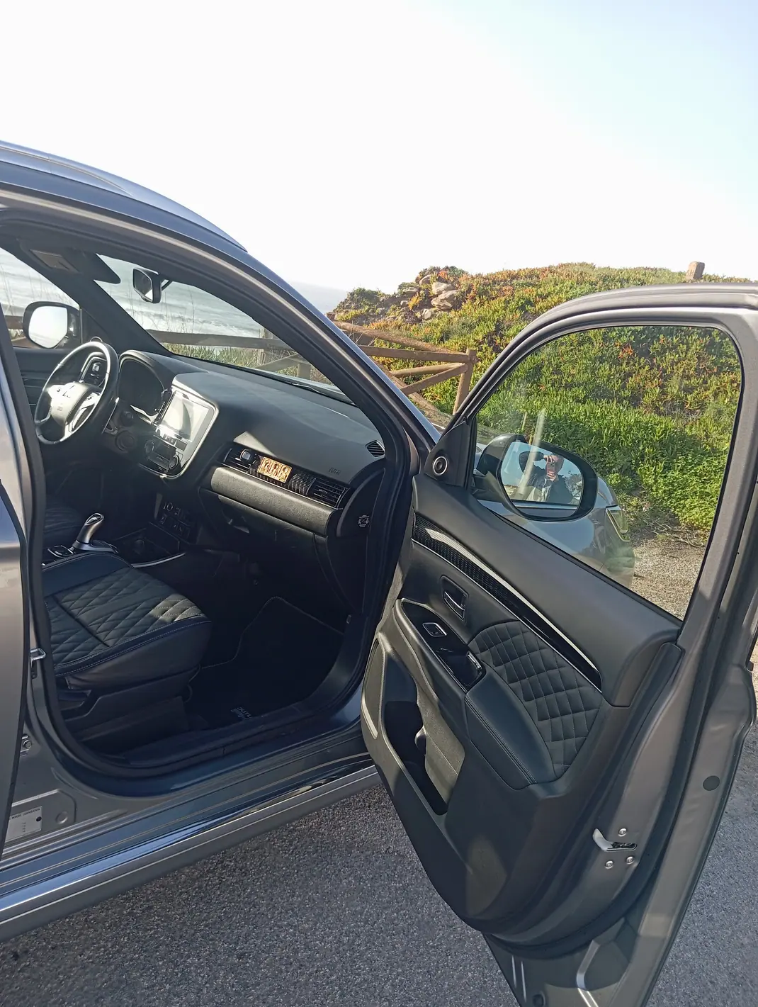 Mitsubishi Outlander 2019 - 23500 EUR, 95000 km - AUTO.MOTO.pt - 95000km - foto 4 de 15