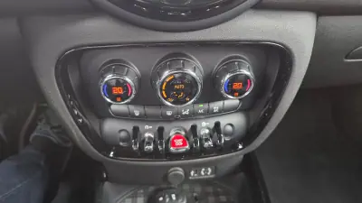 MINI Clubman 2016 - 15990 EUR, 186000 km - AUTO.MOTO.pt - 186000km - foto 19 de 29