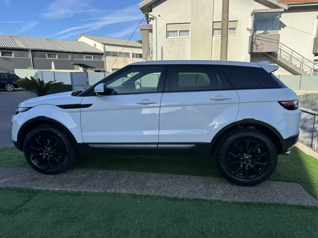 Land Rover Range Rover Evoque 2016 - 19900 EUR, 189000 km - AUTO.MOTO.pt - 189000km - foto 18 de 62