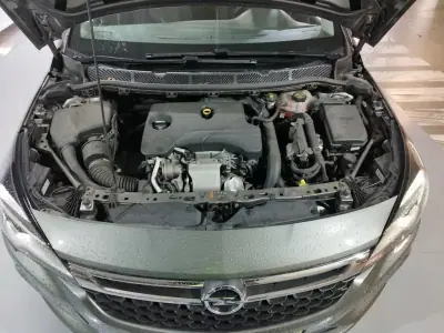Opel Astra Sports Tourer 2019 - 12000 EUR, 101425 km - 101425km - foto 16 de 16
