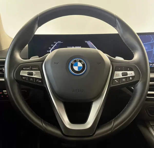 BMW 320 2024 - 34500 EUR, 28000 km - AUTO.MOTO.pt - 28000km - foto 11 de 41