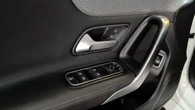 Mercedes-Benz CLA 180 2021 - 33900 EUR, 146490 km - AUTO.MOTO.pt - 146490km - foto 24 de 48