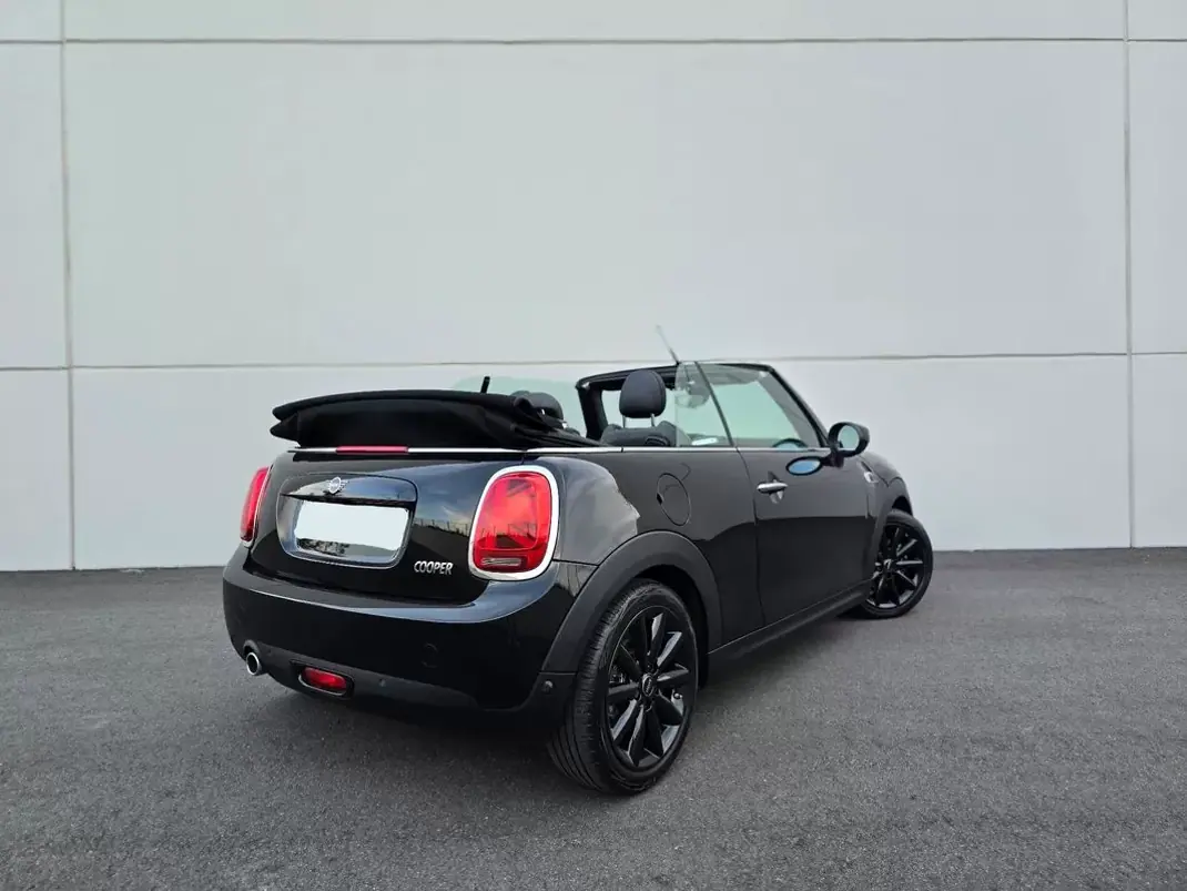 MINI 2024 - 20900 EUR, 50900 km - AUTO.MOTO.pt - 50900km - foto 9 de 35