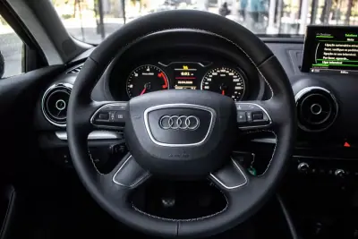 Audi A3 2014 - 12890 EUR, 182486 km - AUTO.MOTO.pt - 182486km - foto 13 de 30