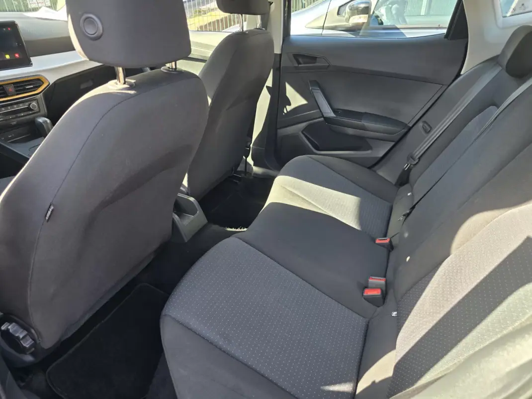 SEAT Ibiza 2023 - 17950 EUR, 46500 km - AUTO.MOTO.pt - 46500km - foto 6 de 6