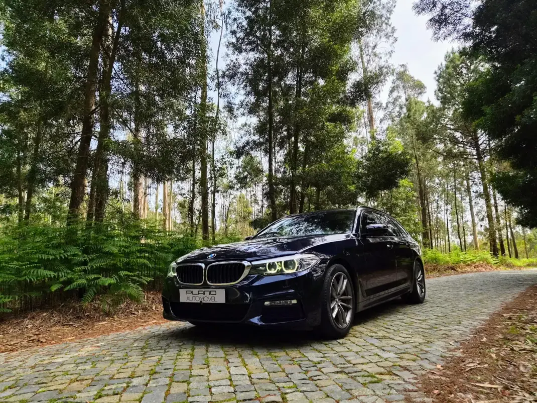BMW 520 2018 - 24750 EUR, 200000 km - AUTO.MOTO.pt - 200000km - foto 7 de 26