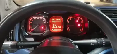 Fiat Panda 2016 - 8600 EUR, 134110 km - AUTO.MOTO.pt - 134110km - foto 7 de 11